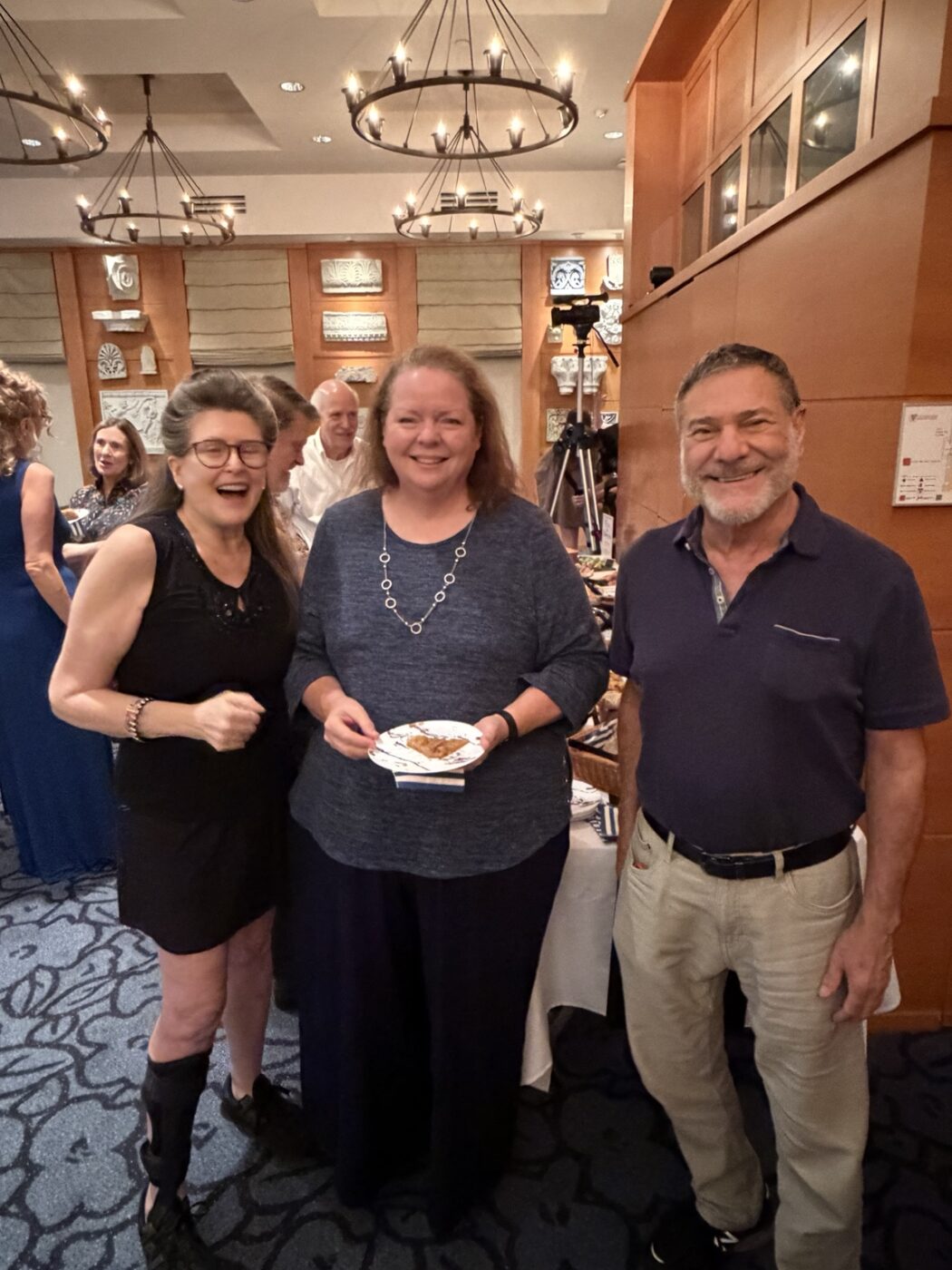 Guests enjoying the Suzi Salon reception.